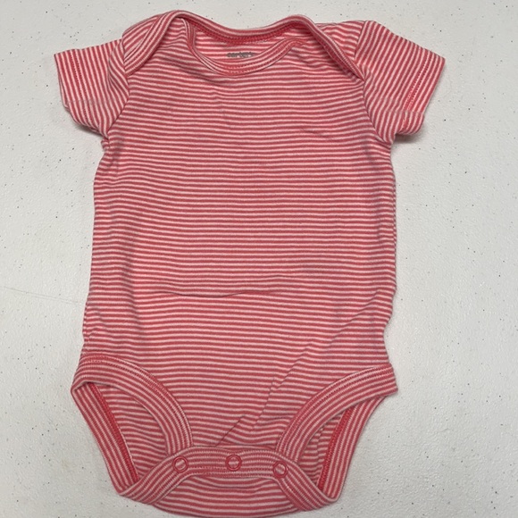 Bundle of 6 Carter’s Infant Girls Clothing - Picture 4 of 12